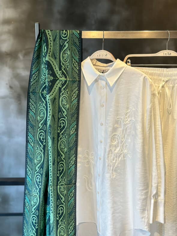 Cloche Beyaz Nakışlı Takım