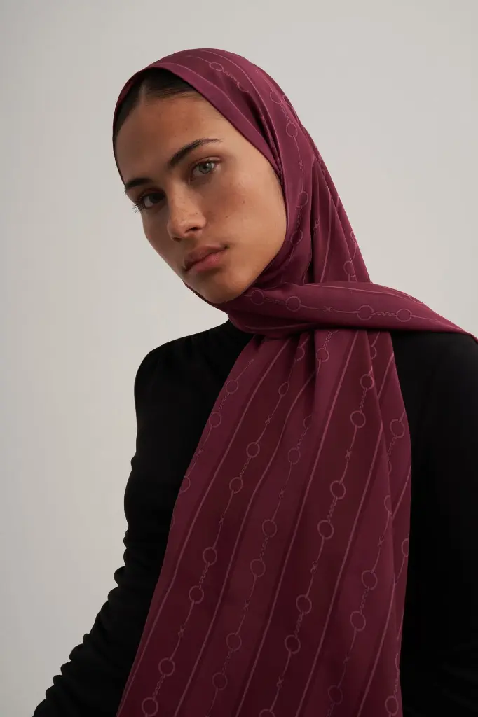 MORENO SİLK BORDEUX CHAİN