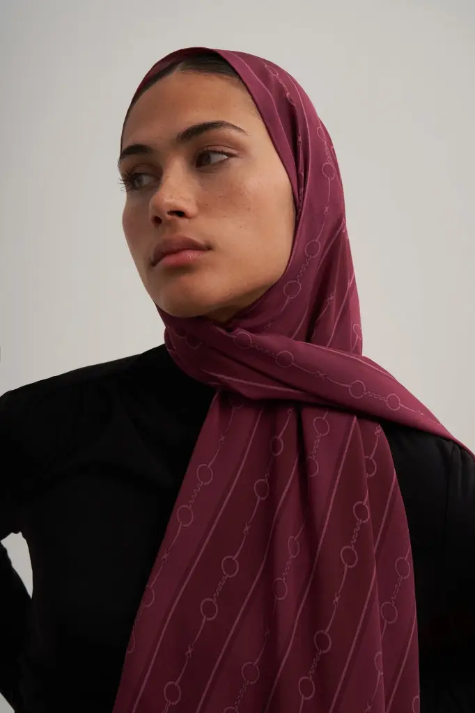 MORENO SİLK BORDEUX CHAİN