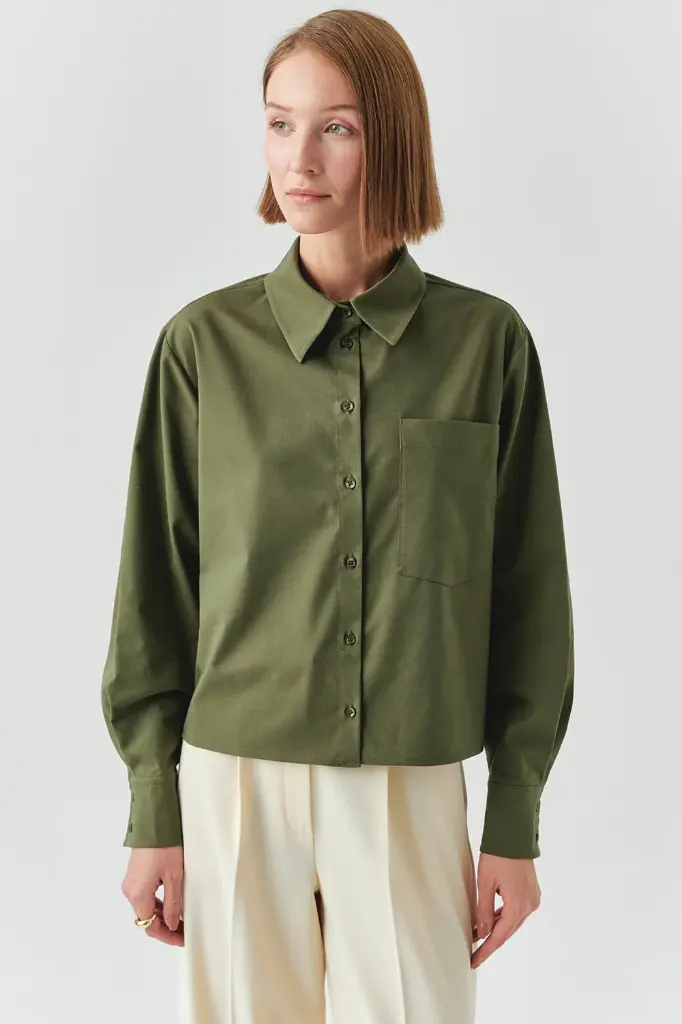 Çıt Çıt Detaylı Haki Gömlek